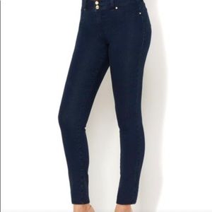 NWOT- IMAN SKINNY JEAN SZ 14